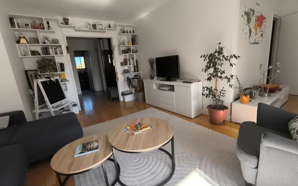 Appartement à vendre    6 pièces • 103,77 m2 Saint-Gratien