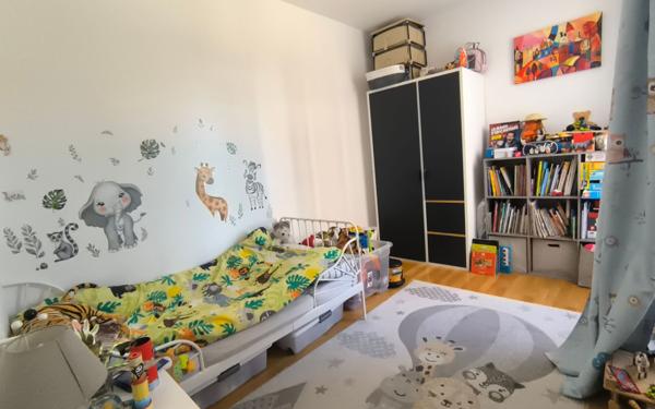 Appartement à vendre    6 pièces • 103,77 m2 Saint-Gratien