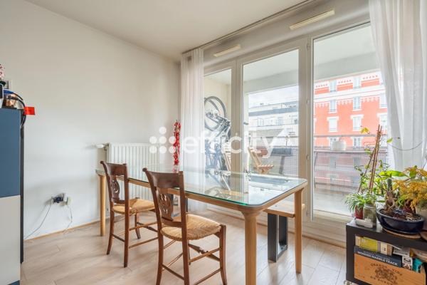 Appartement
         3 pièces
        - 70 m² Exclusivité 215 000 € *