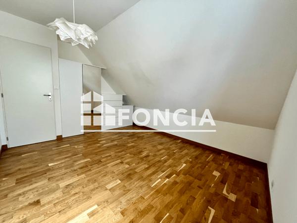 Location Maison 5 pièces 74.1 m² - 145, rue Simone de BEAUVOIR Brest 29200