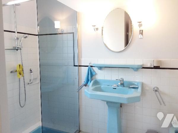 CENTRE VILLE DE CONTRES, PROCHE TOUS COMMERCES, ECOLES, PISCINE, SPORTS