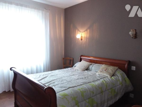 CENTRE VILLE DE CONTRES, PROCHE TOUS COMMERCES, ECOLES, PISCINE, SPORTS