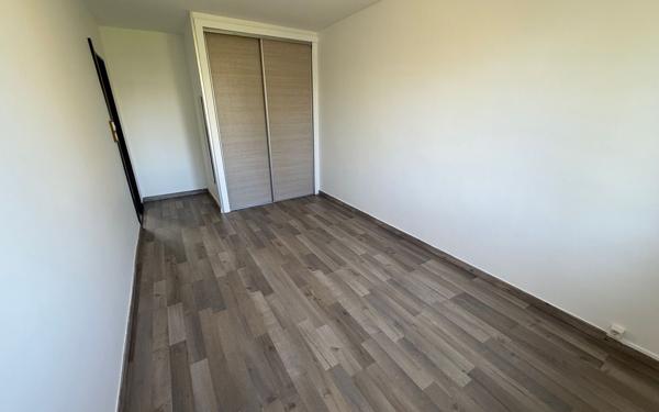 Appartement à vendre    3 pièces • 69,04 m2 Sainte-Foy-lès-Lyon