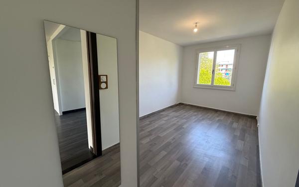Appartement à vendre    3 pièces • 69,04 m2 Sainte-Foy-lès-Lyon