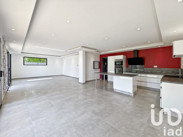 Maison à vendre 5 pièces 163 m² L'Huisserie