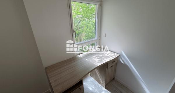 Location Appartement meublé 2 pièces 50.2 m² - Corbeil-essonnes 91100