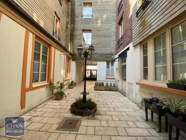 Appartement à louer 3 pièces 66.37m² Dieppe (76200)