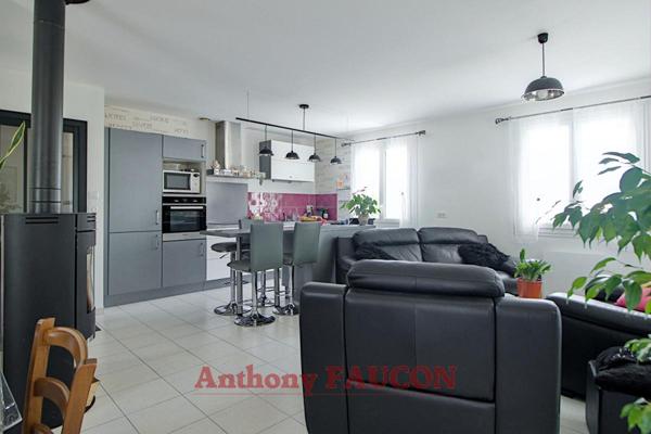 Maison La Roche Sur Yon 6 pièce(s) 124 m2