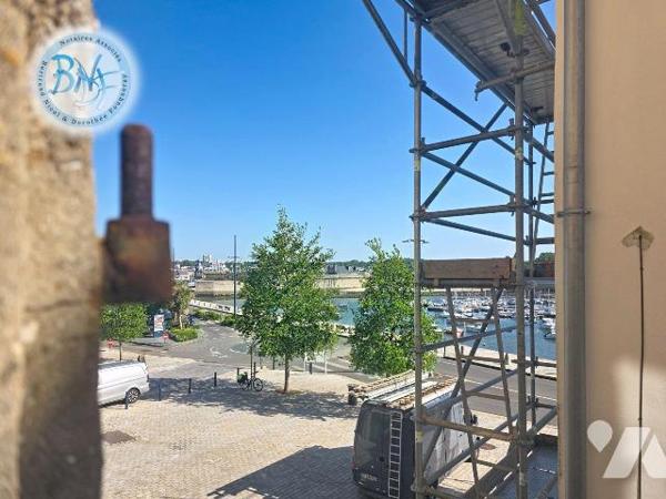 Appartement de charme avec balcon et vue mer à Concarneau

Situé au premier étage d'un petit ...