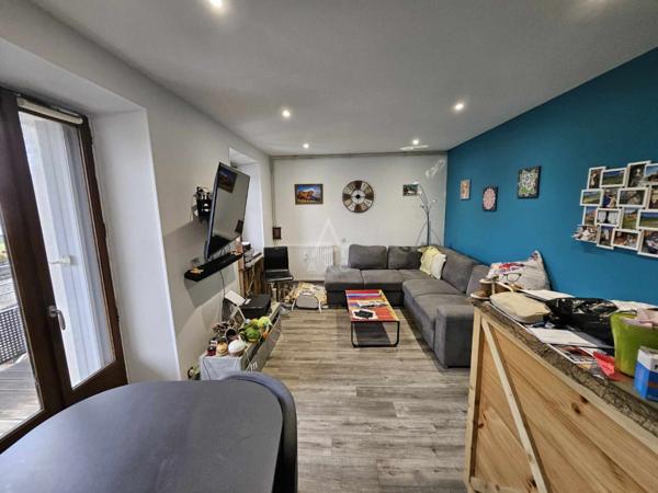 Albertville Saint-Sigismond (73200 ) : agréable T2 avec balcon + cave + grenier avec parking collectif
