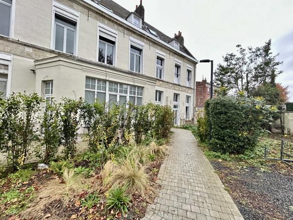 Appartement de Standing dans hôtel particulier/ CENTRE VILLE PROCHE GARE