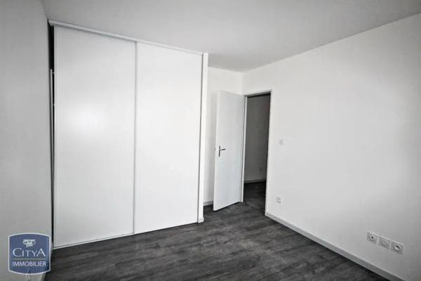 Maison à louer 4 pièces 90m² Vergèze (30310)