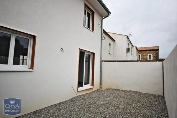Maison à louer 4 pièces 90m² Vergèze (30310)
