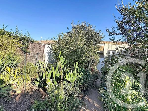 Maison à vendre  4 pièces - 76,84 m 2   AGDE  - 34