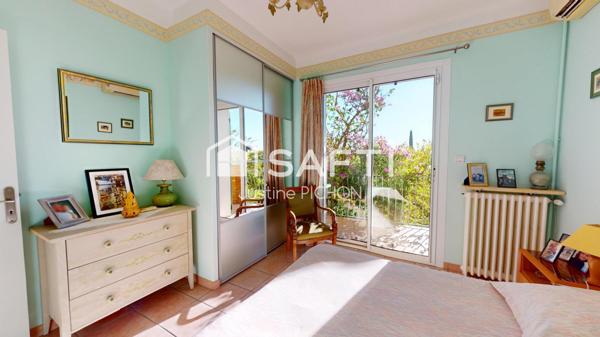 Toulon, maison familiale entretenu avec rigueur.