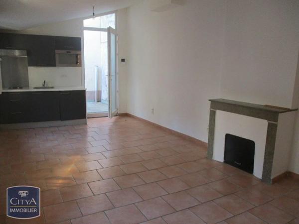 Appartement à louer 2 pièces 48.02m² Nîmes (30900)