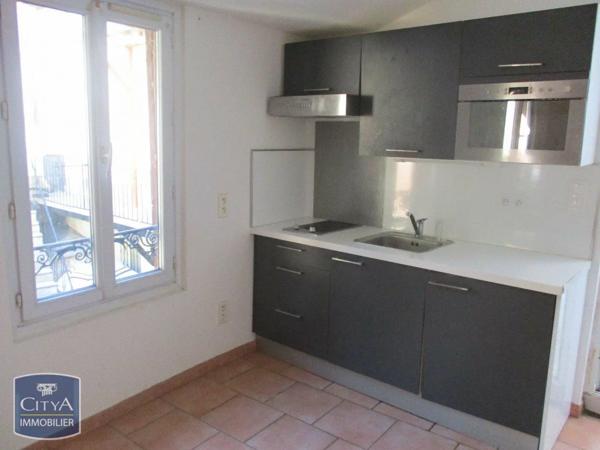 Appartement à louer 2 pièces 48.02m² Nîmes (30900)