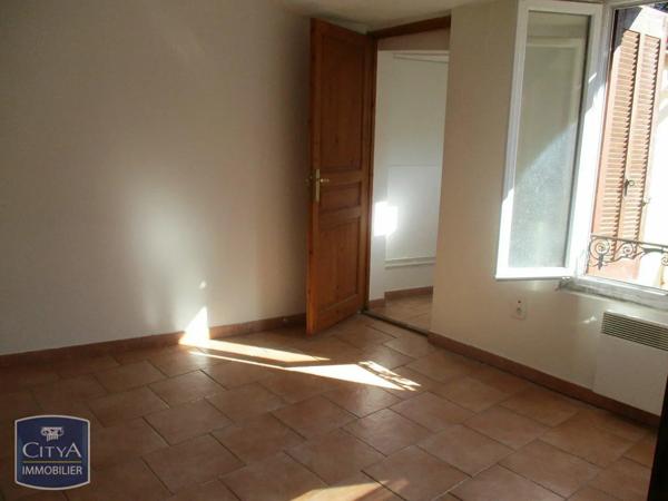 Appartement à louer 2 pièces 48.02m² Nîmes (30900)