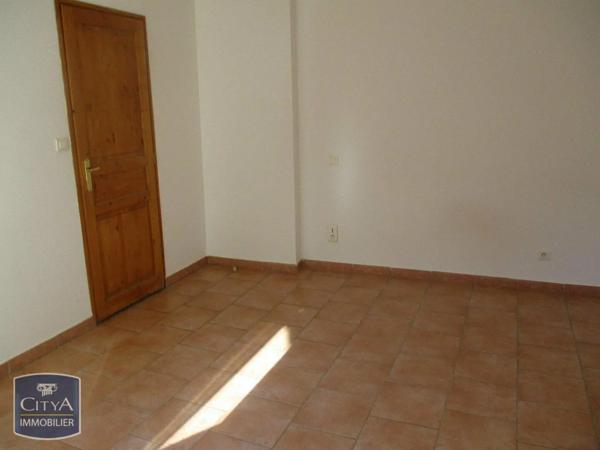 Appartement à louer 2 pièces 48.02m² Nîmes (30900)