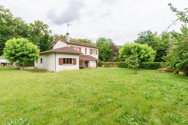 maison 6 pièces 127m² à vendre à Roquefort