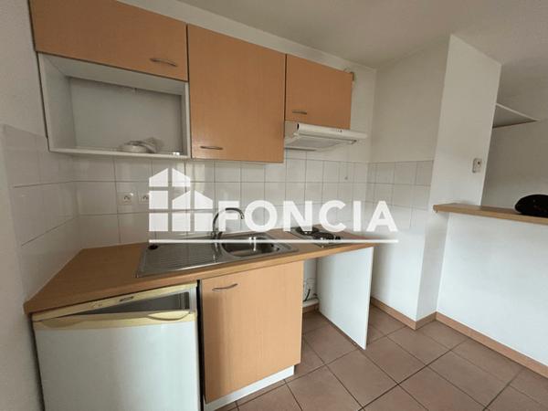 Location Appartement 2 pièces 41.28 m² - 22 AVENUE DU GENERAL DE GAULLE Blagnac 31700