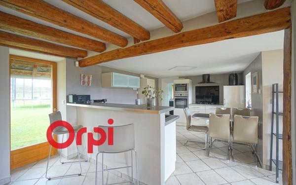 Maison à vendre    7 pièces •  Bernay