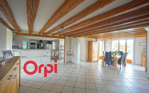 Maison à vendre    7 pièces •  Bernay