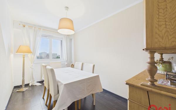 Appartement à vendre    4 pièces • 87 m2 Hoenheim