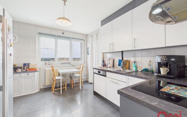 Appartement à vendre    4 pièces • 87 m2 Hoenheim