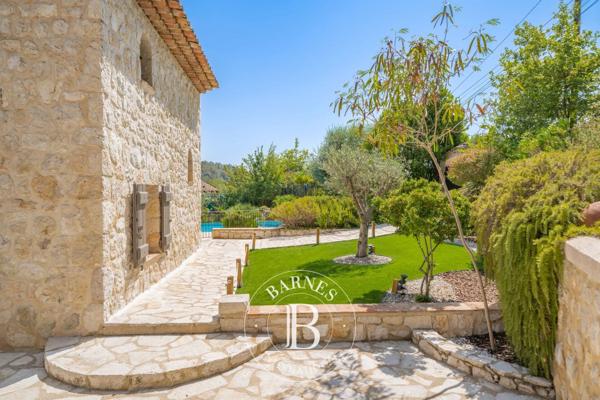 La Colle-sur-Loup, Maison d'hôtes 9 Chambres -  417 m² à vendre