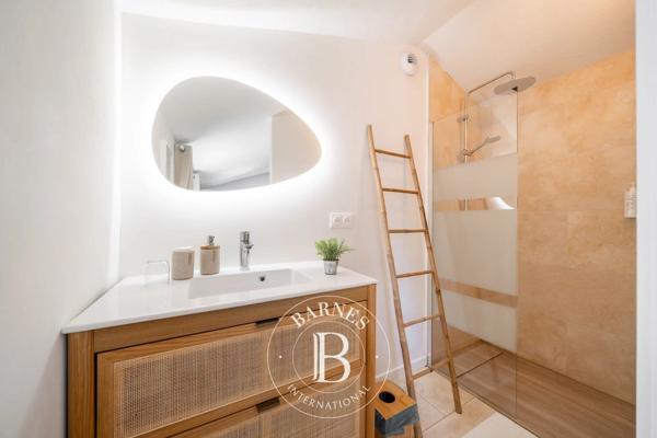 La Colle-sur-Loup, Maison d'hôtes 9 Chambres -  417 m² à vendre