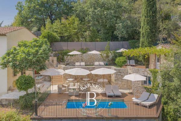La Colle-sur-Loup, Maison d'hôtes 9 Chambres -  417 m² à vendre