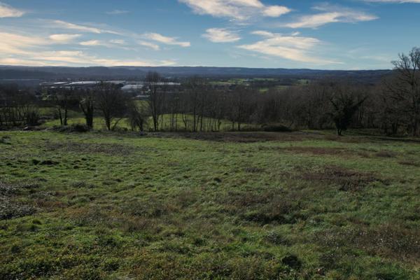 Terrain à GAGNAC-SUR-CERE, 46130 - 1851m²