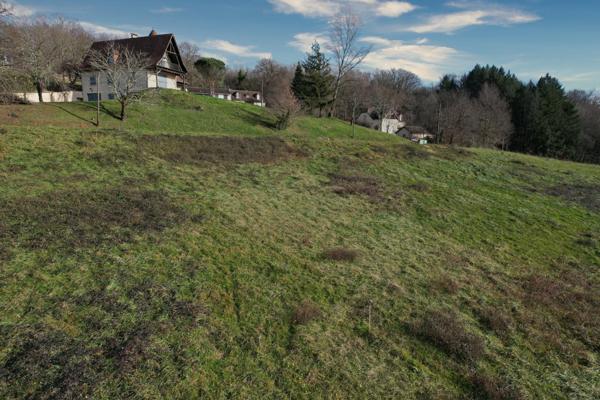 Terrain à GAGNAC-SUR-CERE, 46130 - 1851m²