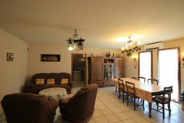 Maison 12 pièces - Porte de Savoie - calme et verdure