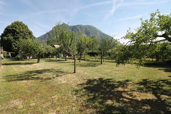 Maison 12 pièces - Porte de Savoie - calme et verdure