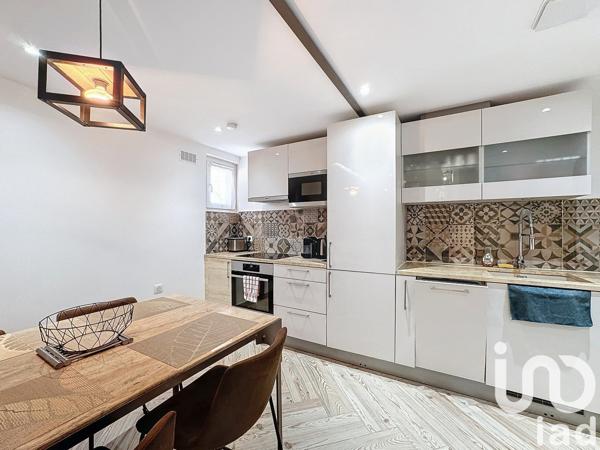 Appartement 2 pièces de 48 m² à Sainte-Maxime (83120)