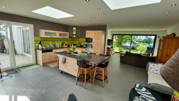 MAISON TRADITIONNELLE proche CENTRE VILLE GUIDEL