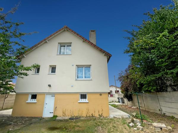 Maison familiale 5 pièces avec sous-sol total à Melun