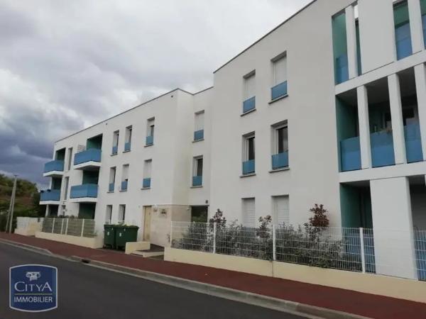 Appartement à louer 4 pièces 82.32m² Mérignac (33700)