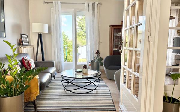 Maison à vendre    5 pièces • 80 m2 Morangis