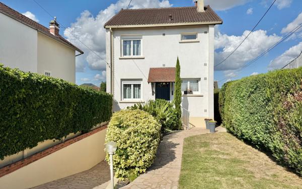 Maison à vendre    5 pièces • 80 m2 Morangis