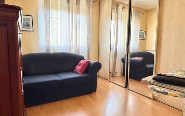 Maison à vendre    5 pièces • 80 m2 Morangis