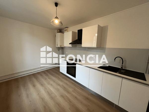Location Maison 3 pièces 59 m² - 16 RUE CLOU BOUCHET Niort 79000