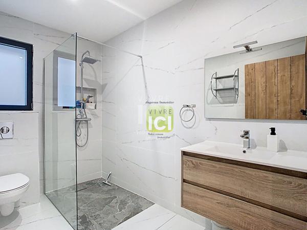 Maison Cholet 6 pièces de plain-pied 143 m2