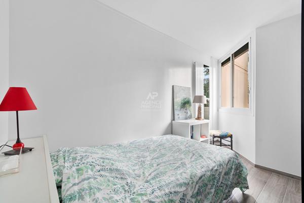 Appartement Saint Germain En Laye 6 pièce(s) 430 500 € **  - Référence  18177