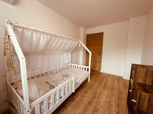 L'esprit maison à Argelès : T4 de plain-pied avec piscine & jardin de 230m²