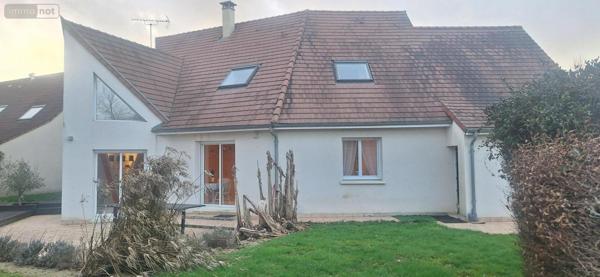 Maison à vendre à Neuville-sur-Sarthe dans la Sarthe (72190), ref : 013-2100