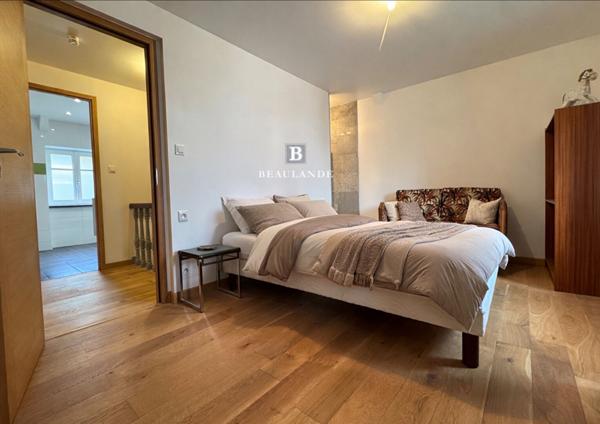 Charmante maison de ville d'env. 180 m² hab. située au pied des commerces et des commodités,  
Le pouliguen 44510