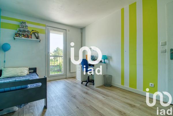 Maison à vendre 6 pièces 128 m² Saint-Thibault-des-Vignes